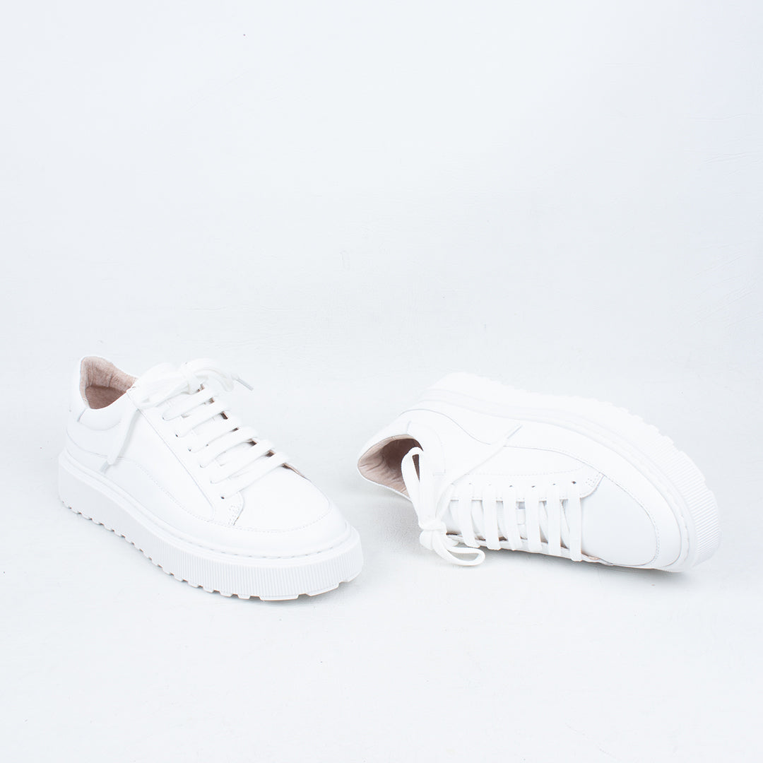 Laela Sneaker