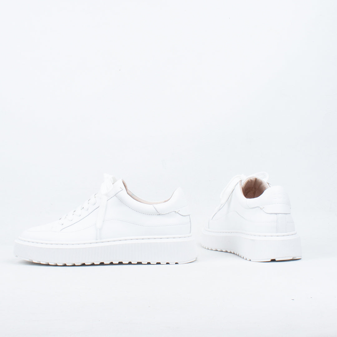 Laela Sneaker