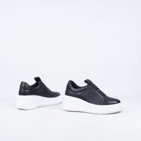 Ferry Sneaker