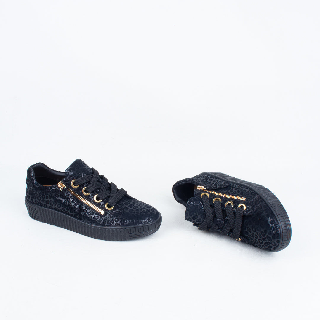 Ginny Sneaker