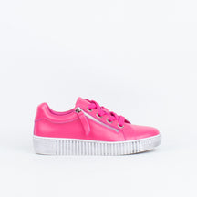 Ginny Sneaker
