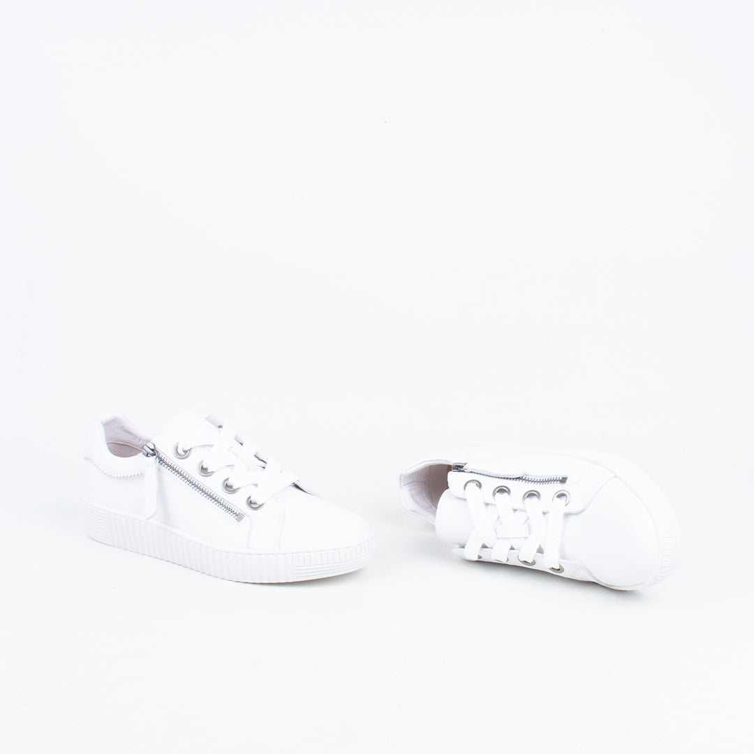 Ginny Sneaker