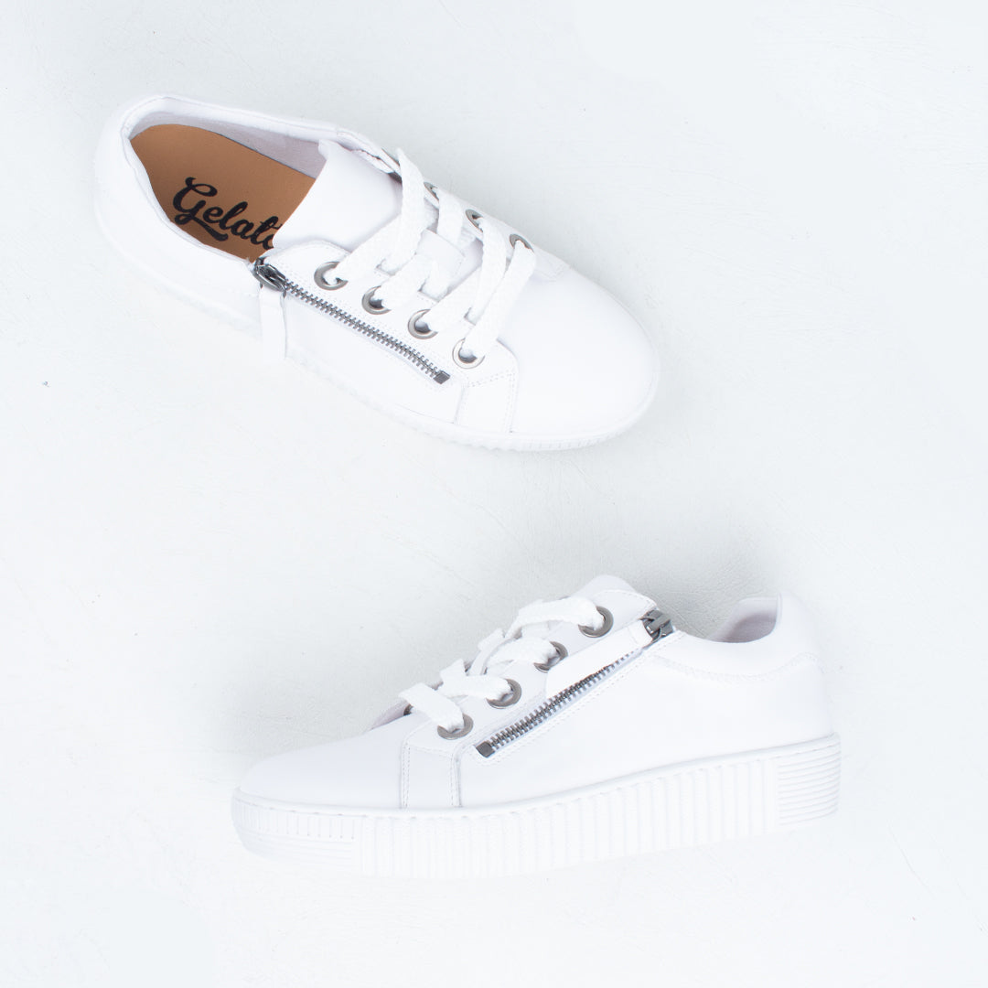 Ginny Sneaker