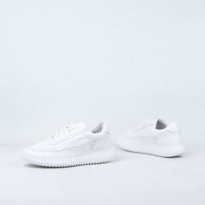 Hotta Sneaker