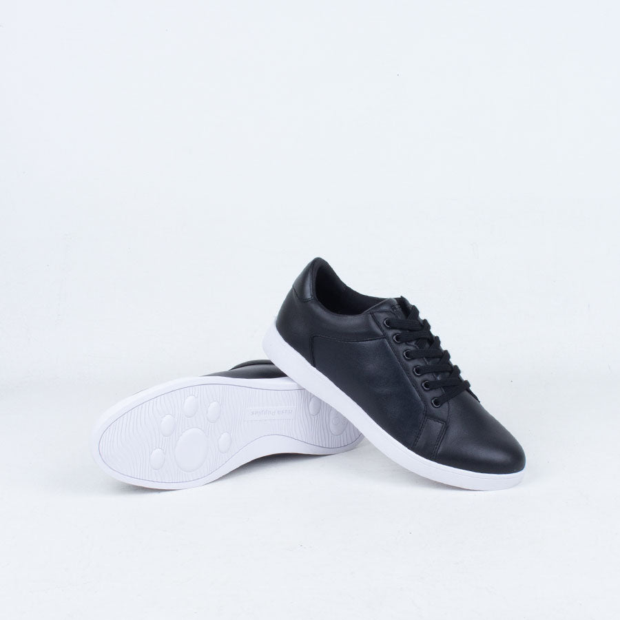 Malibu Sneaker