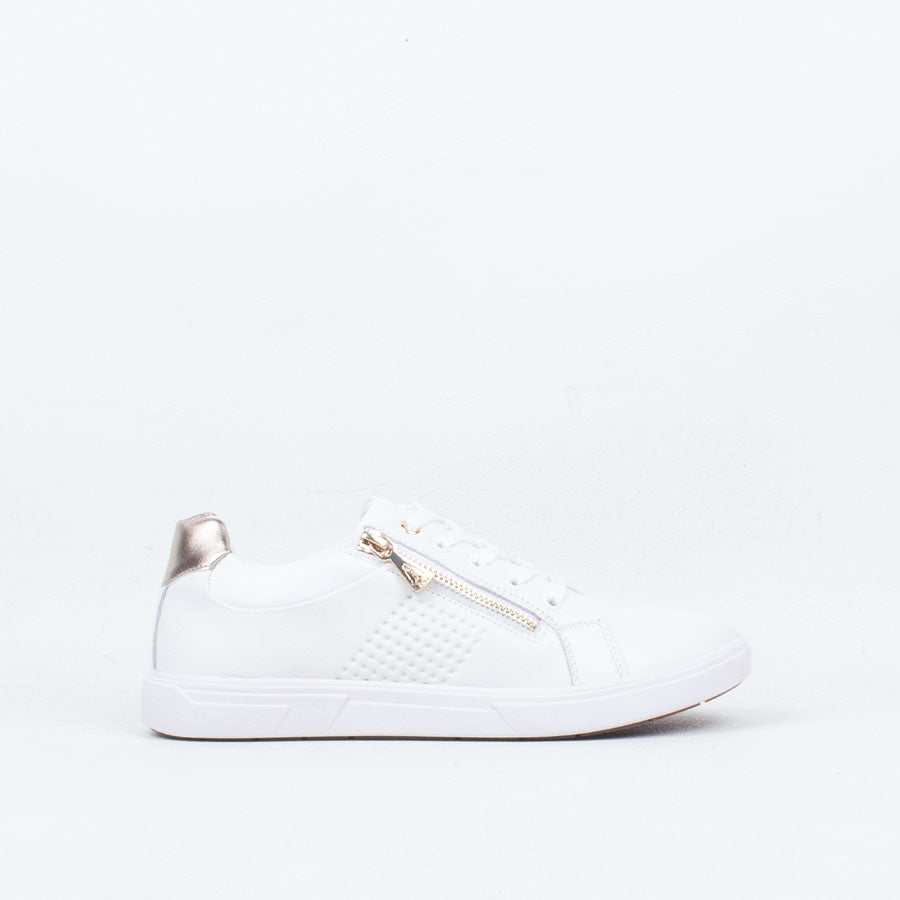 Nimbus Sneaker