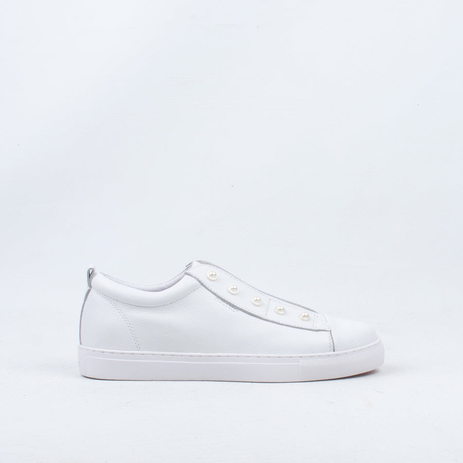 Pearla Pearl Sneaker