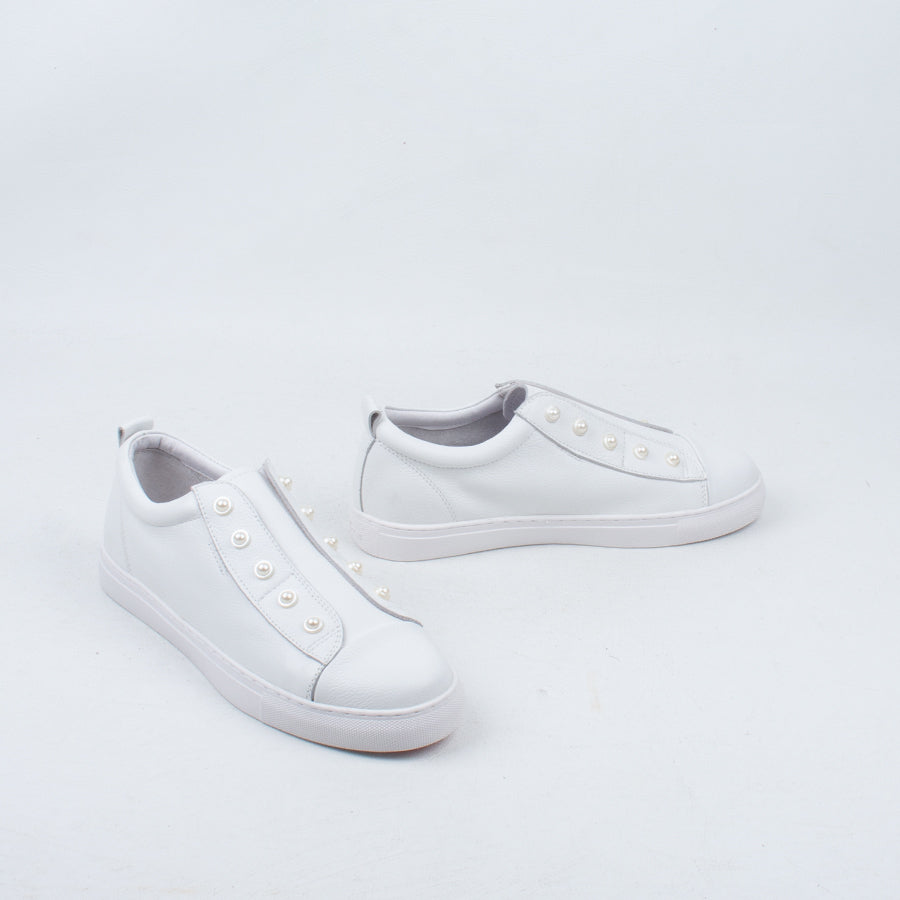 Pearla Pearl Sneaker