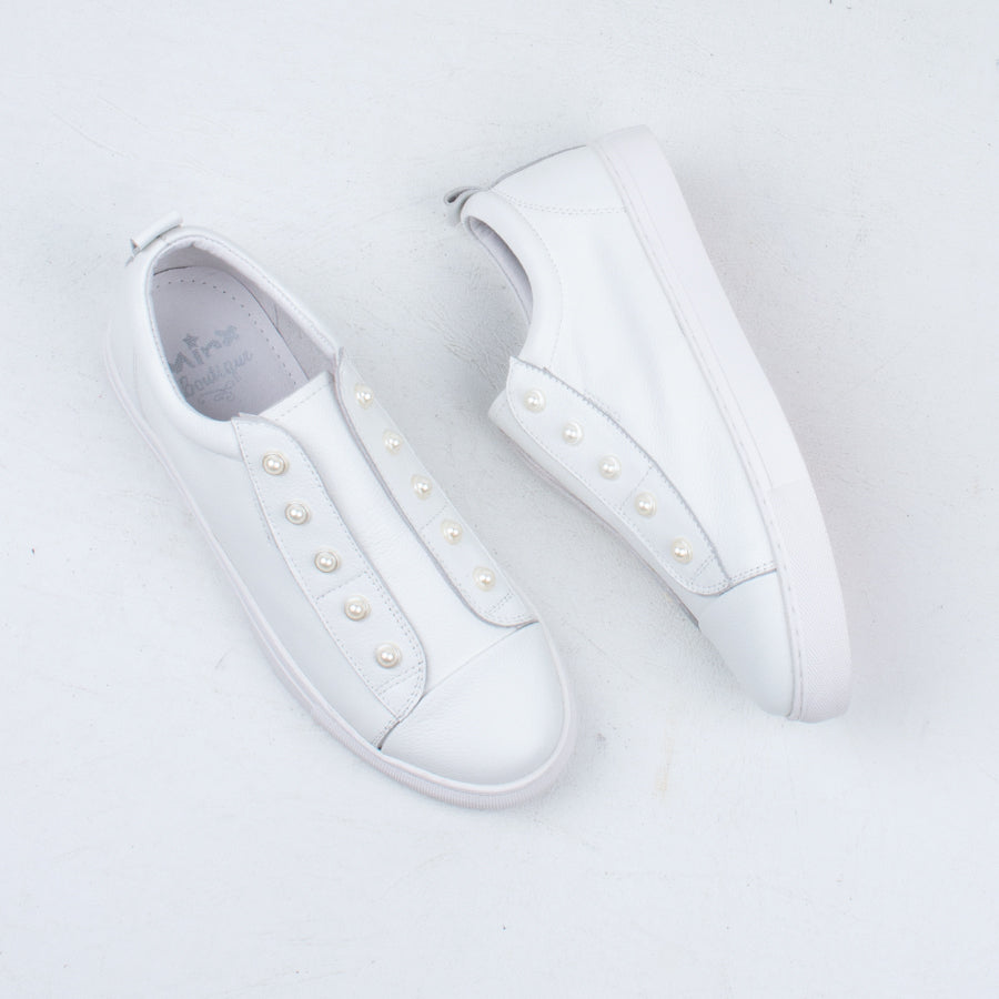 Pearla Pearl Sneaker