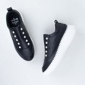 Pearlzie Sneaker