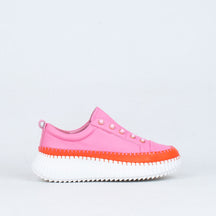 Pearlzie Sneaker