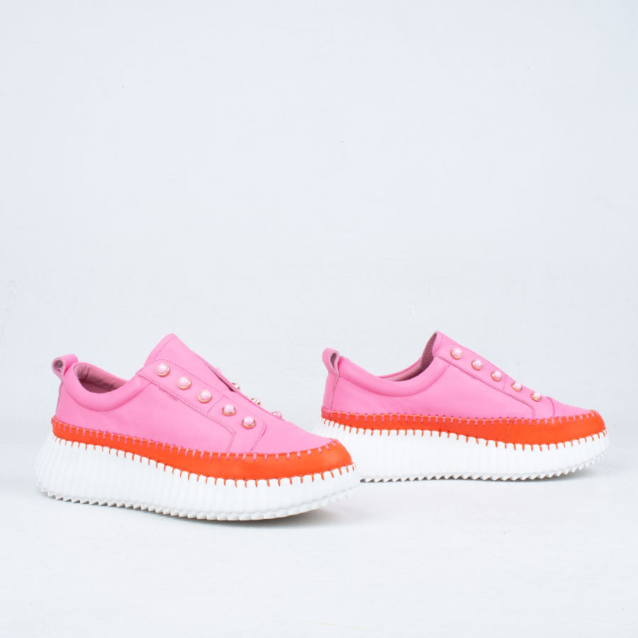 Pearlzie Sneaker