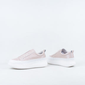 Pearlzie Sneaker