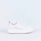 Pearlzie Sneaker