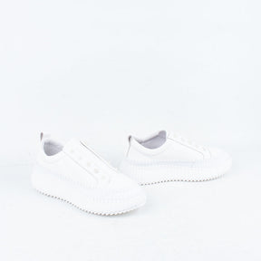 Pearlzie Sneaker