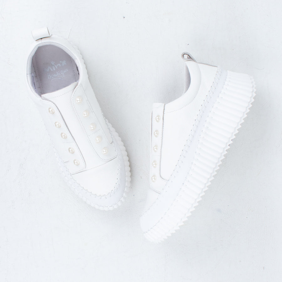 Pearlzie Sneaker