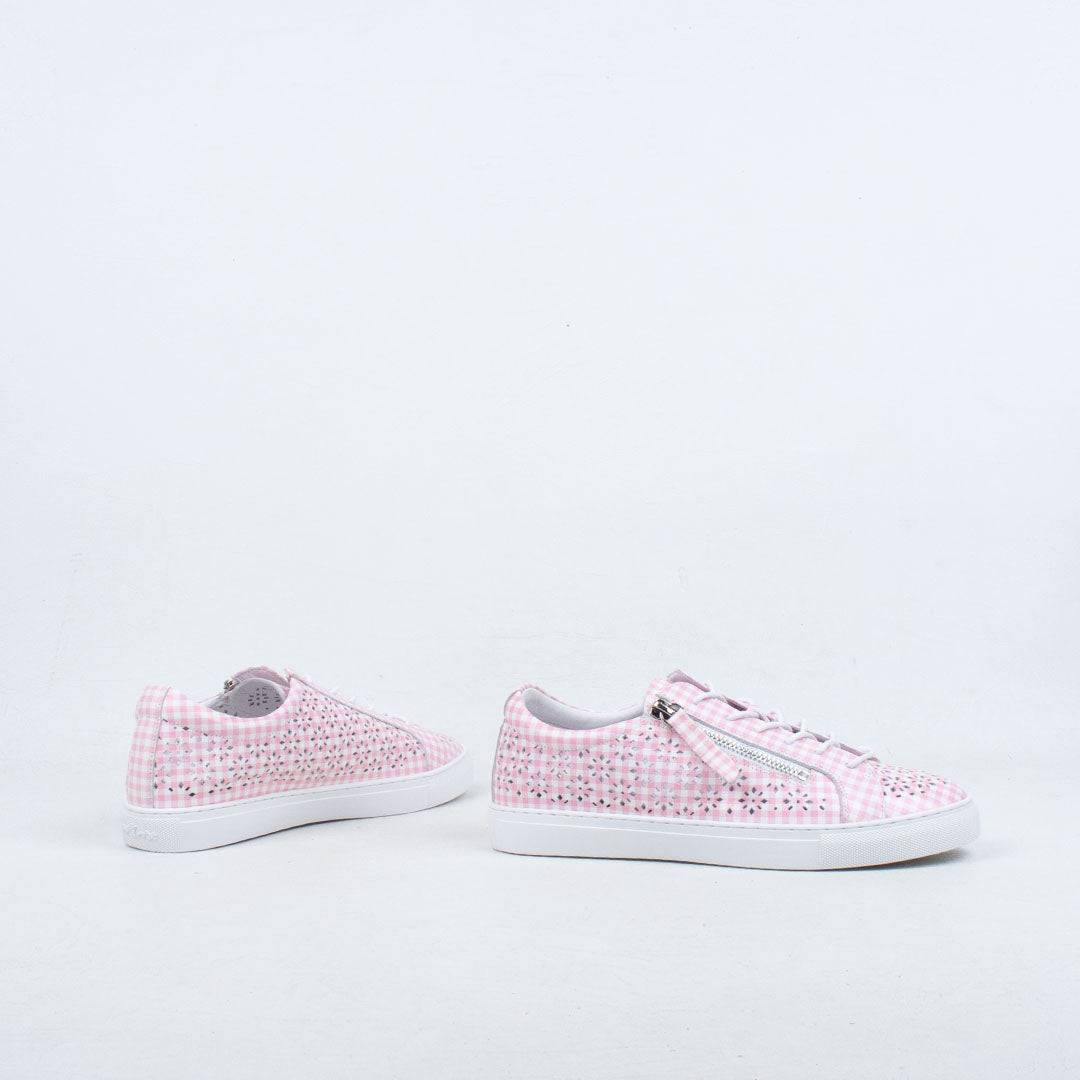 Zip Band Perf Sneaker