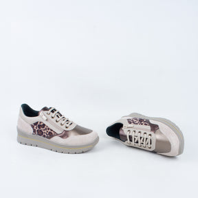 Pania Sneaker