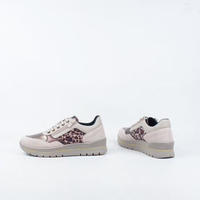 Pania Sneaker