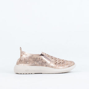 Pia Slip On