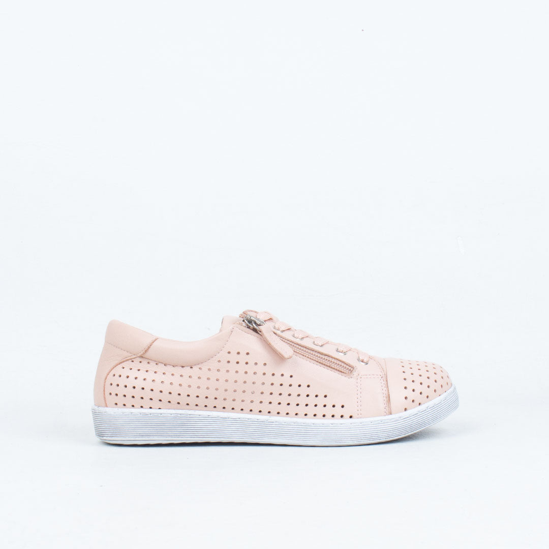 Tardek Sneaker