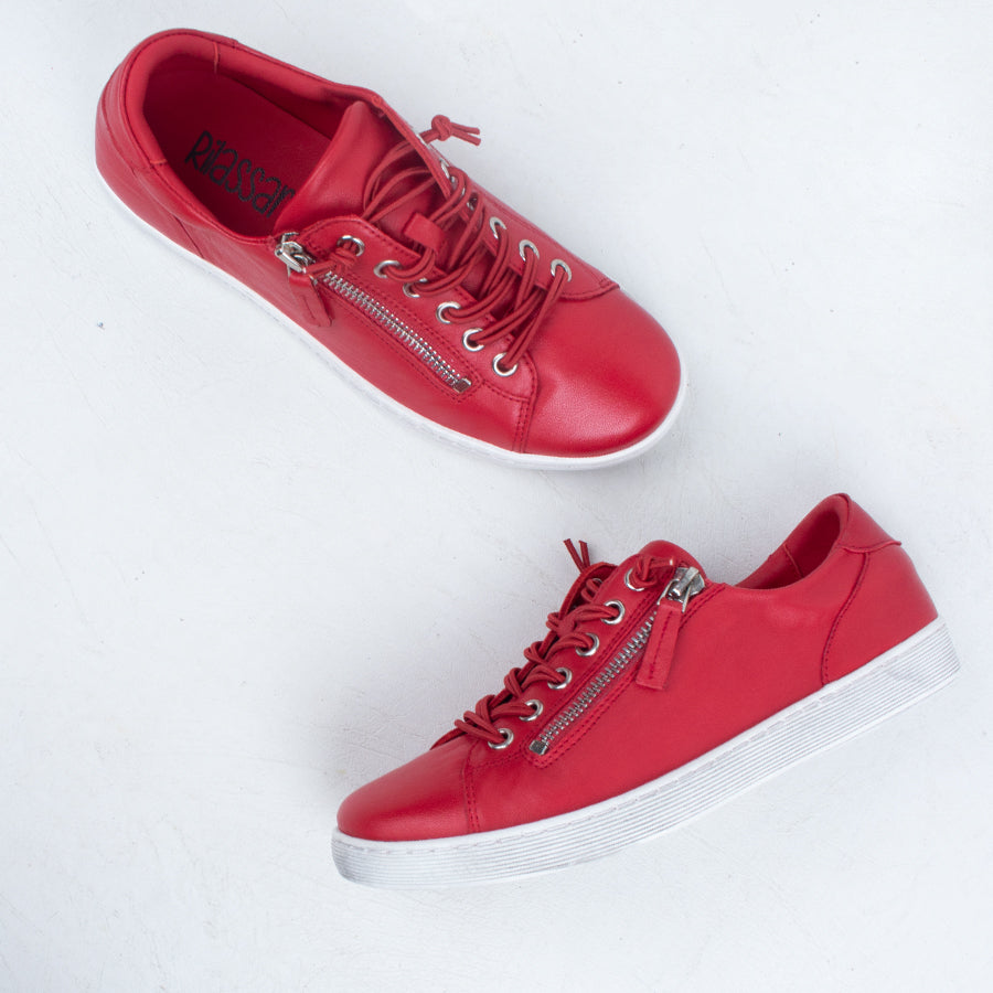 Temi Sneaker