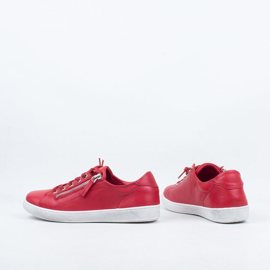 Temi Sneaker