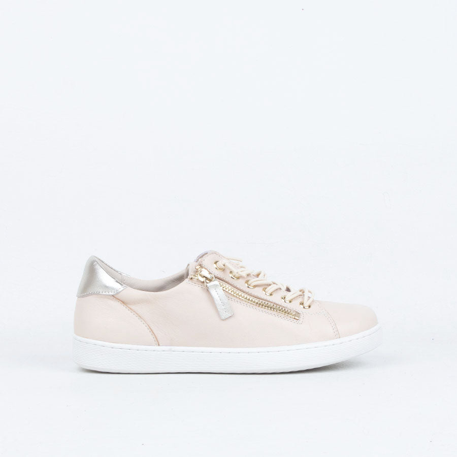 Temi Sneaker
