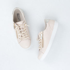 Temi Sneaker