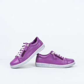 Tommie Sneaker