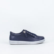 Tommie Sneaker