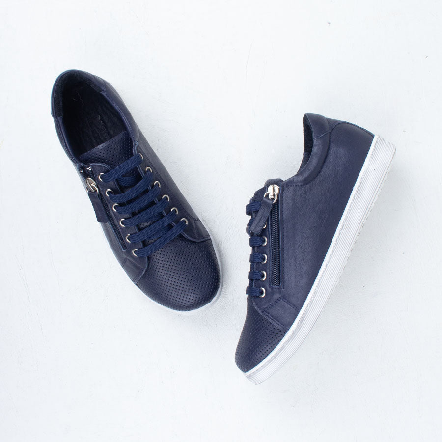 Tommie Sneaker