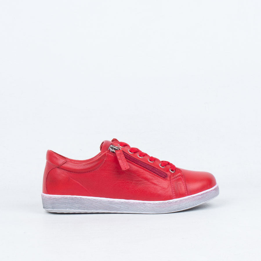 Tommie Sneaker