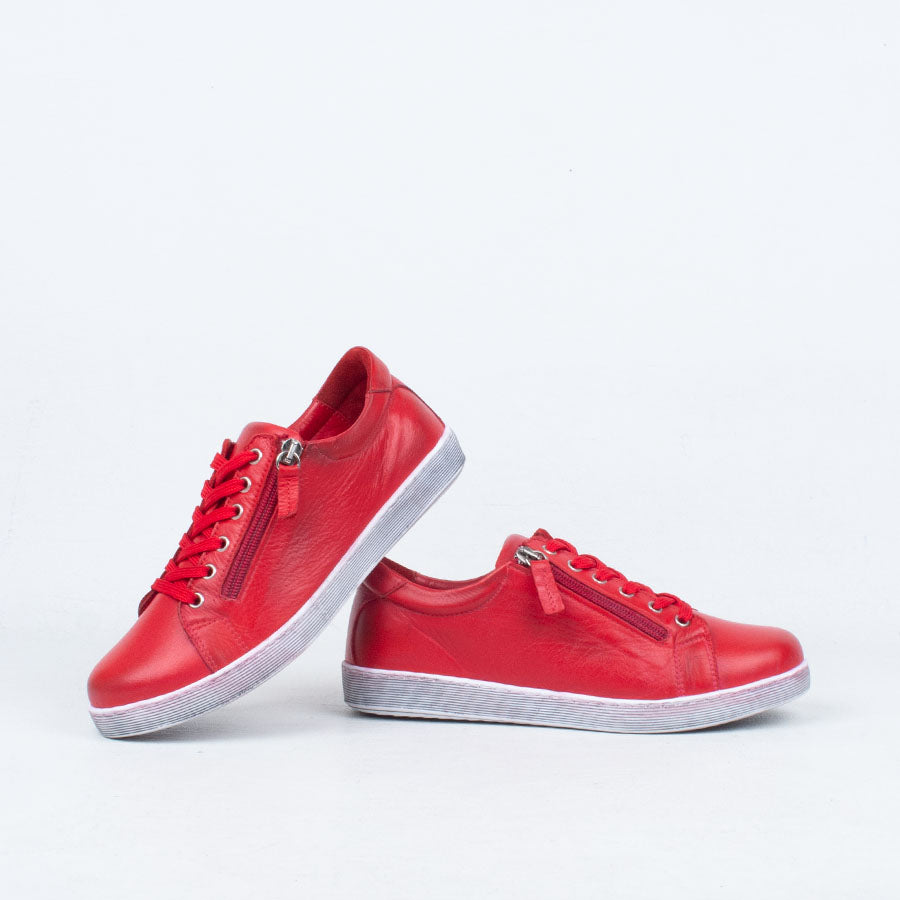 Tommie Sneaker
