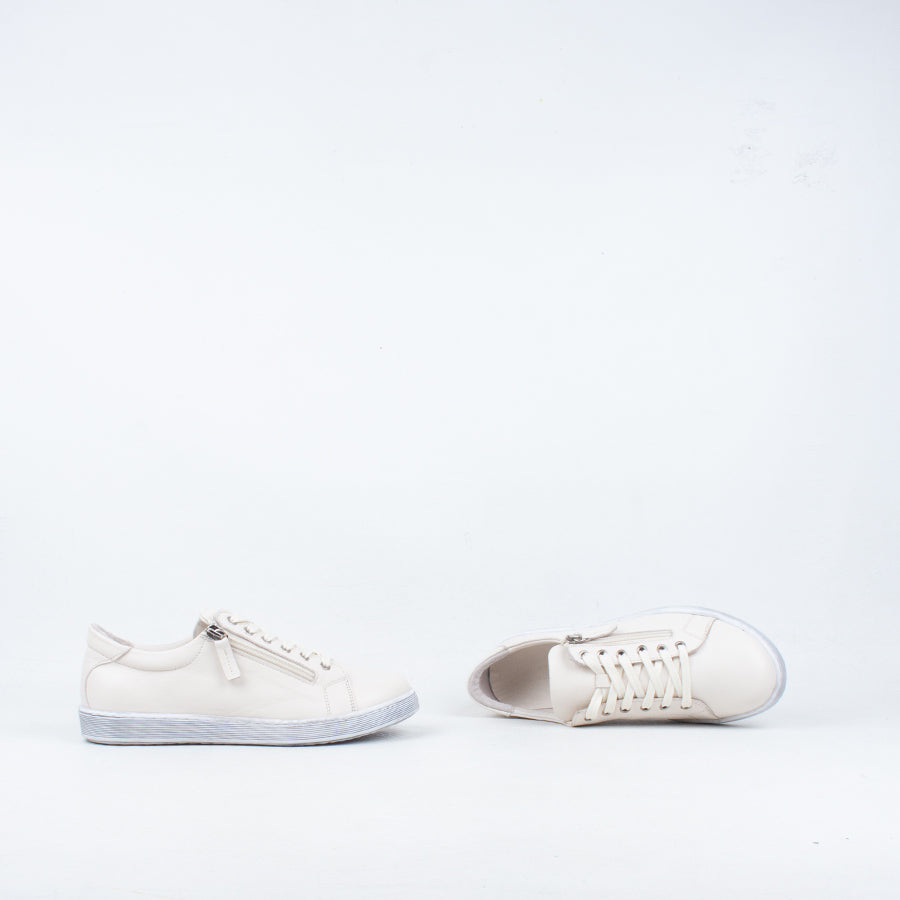 Tommie Sneaker