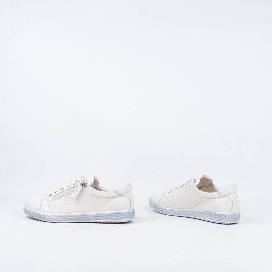 Tommie Sneaker