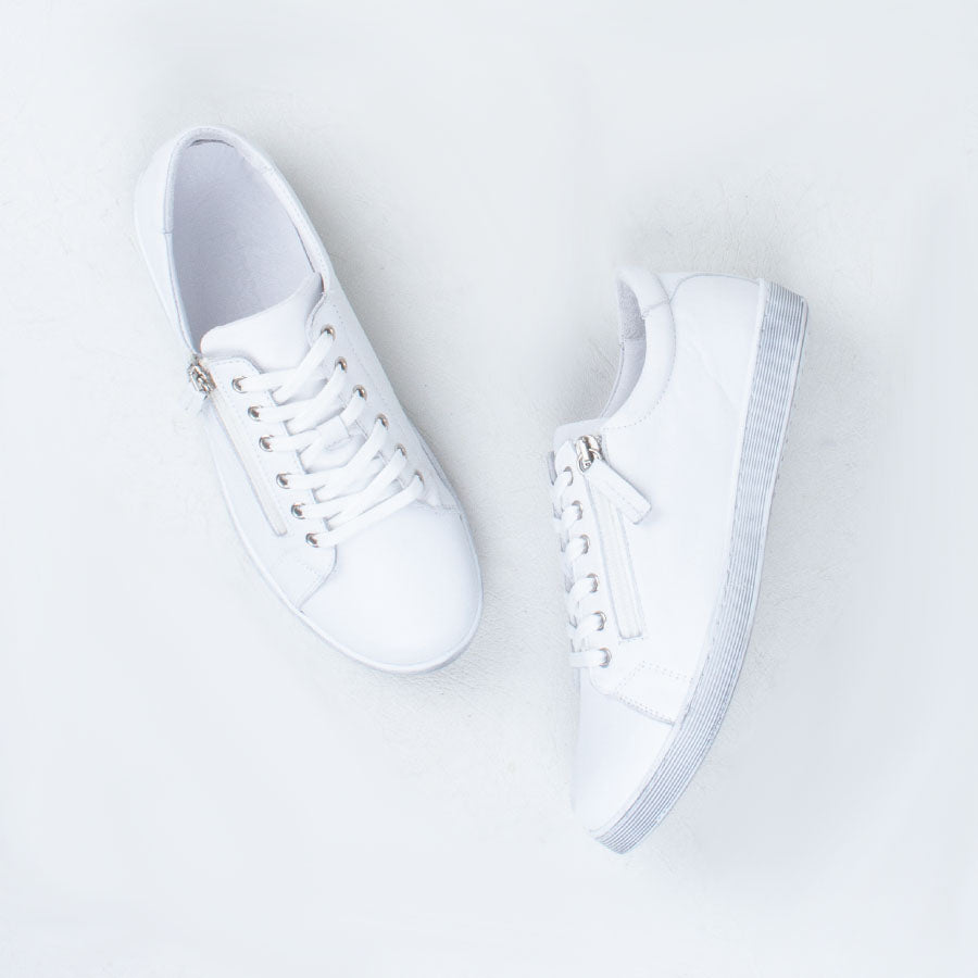 Tommie Sneaker