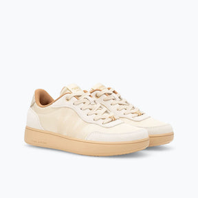 Line Sneaker