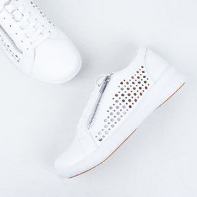 Shovo Sneaker