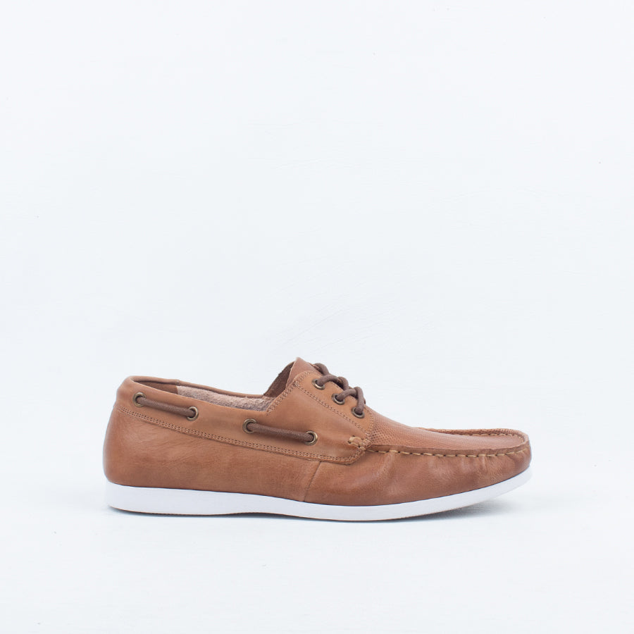 Lateral Boat Shoe