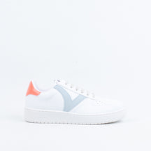 Venicia Sneaker